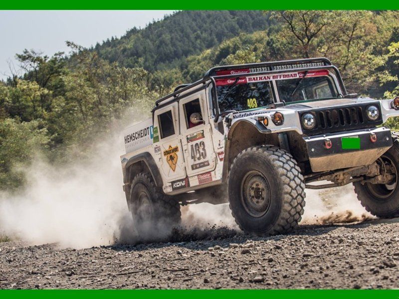 Mercedes-Benz HUMMOG , Renn Unimog mit Hummer H1 Karosserie