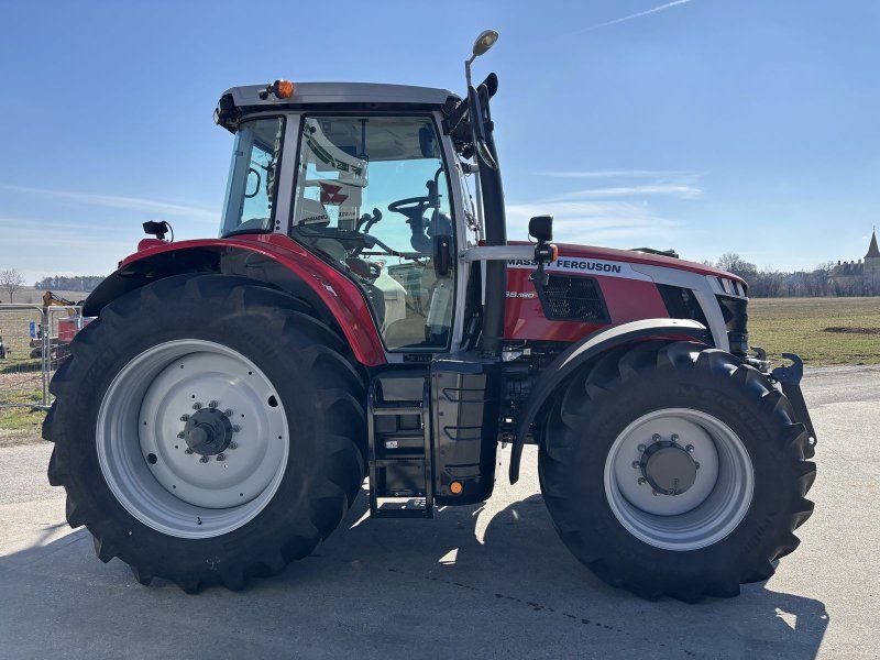 Massey Ferguson 6S.180 Dyna-VT Exclusive