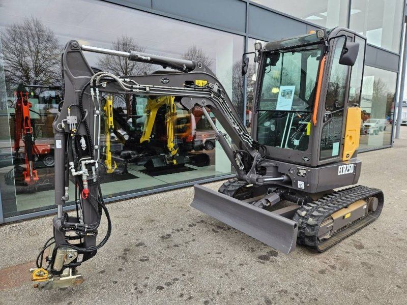 Volvo ECR 25 D