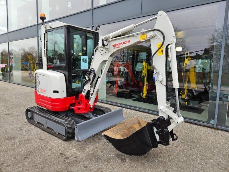 Takeuchi TB 23 R
