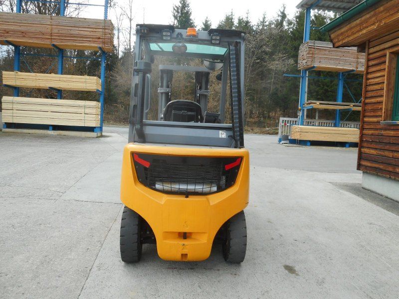 Jungheinrich DFG425s Tripl 4,4m + SS + 4. Kreis