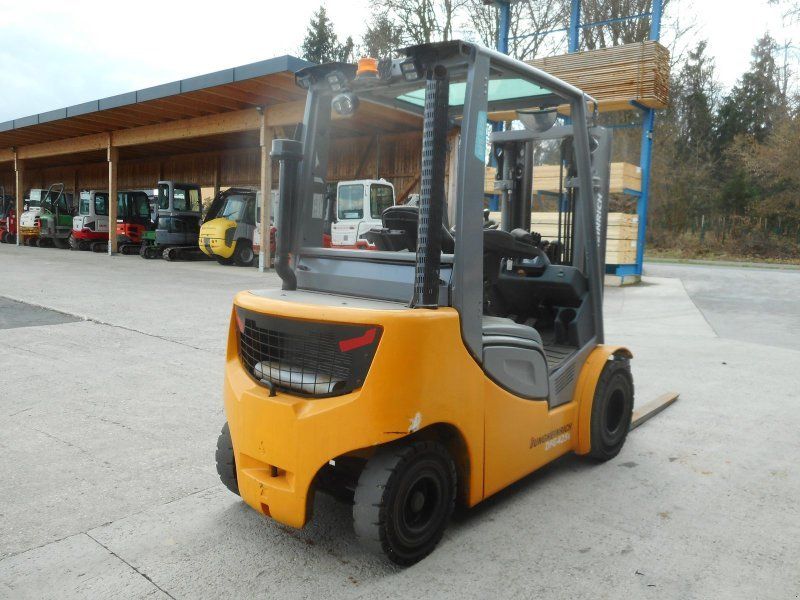 Jungheinrich DFG425s Tripl 4,4m + SS + 4. Kreis