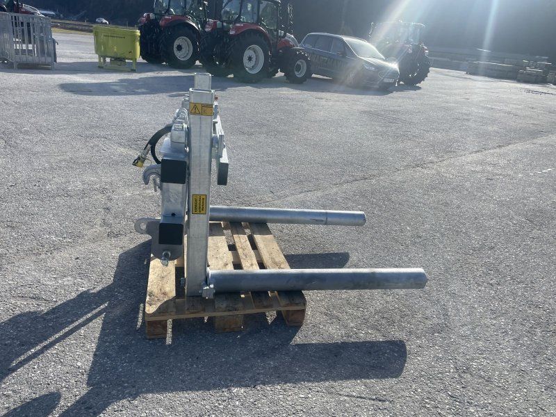 Fliegl AgroCenter Ballengabel hydr.