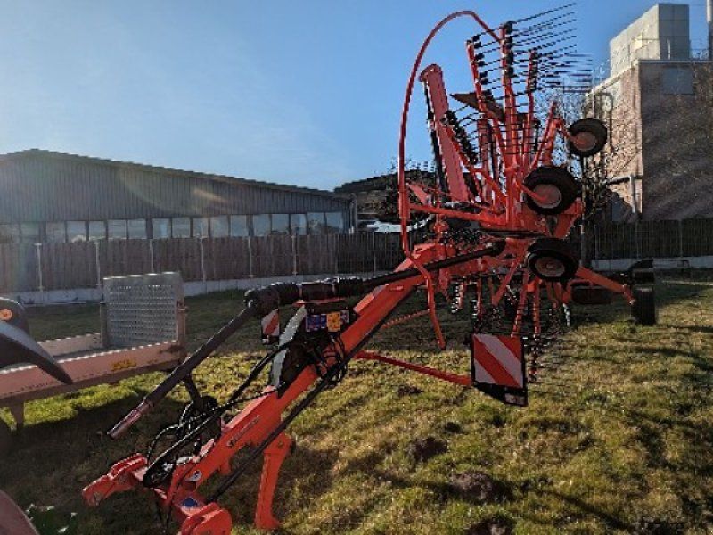 Kuhn 8830