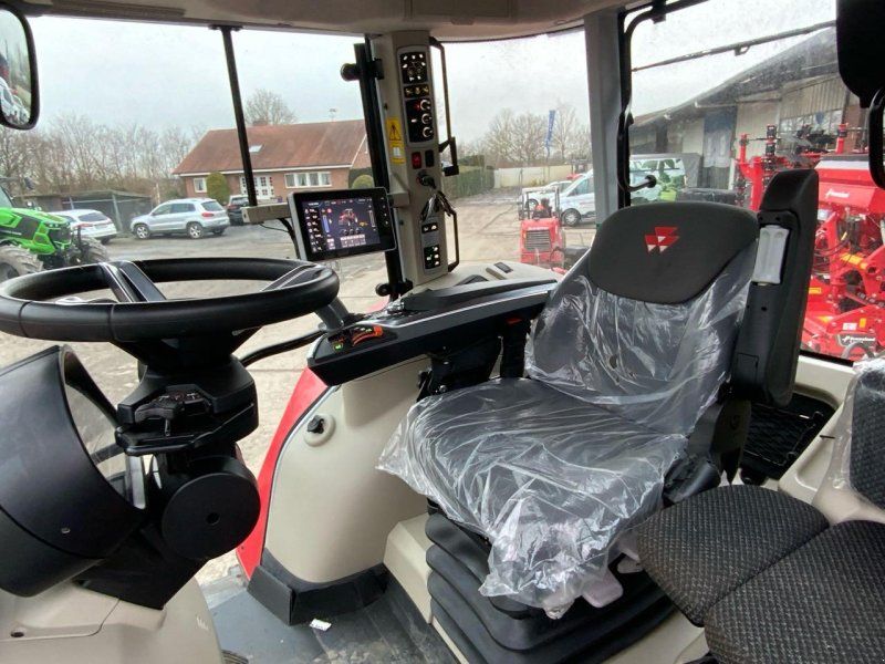 Massey Ferguson 7S.180 DYNA-VT