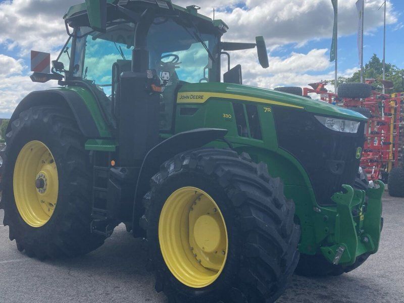 John Deere 7R 330