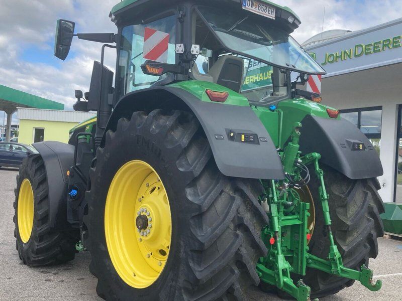 John Deere 7R 330