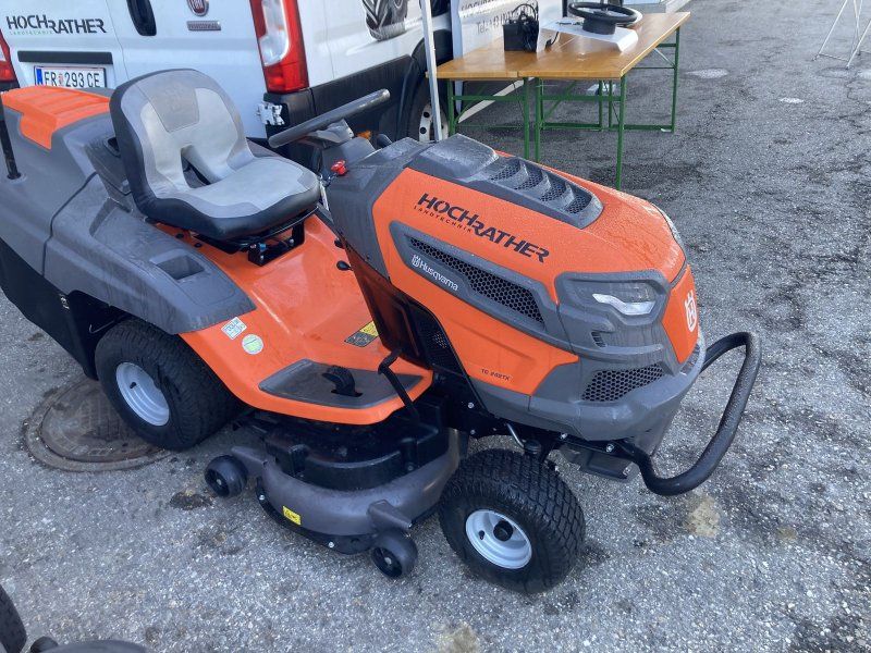 Husqvarna TC 242TX