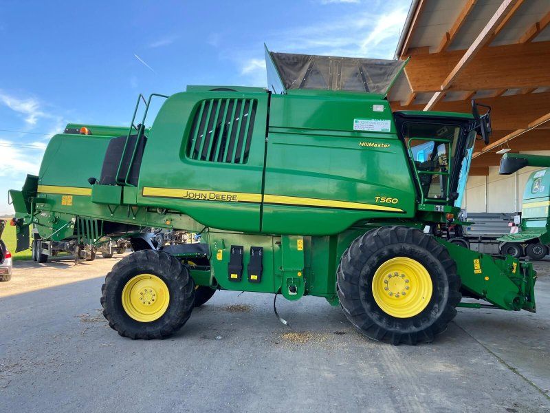 John Deere T560HM