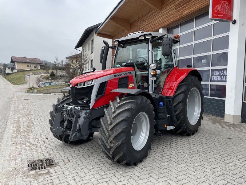 Massey Ferguson 6S.180 Dyna-VT Exclusive