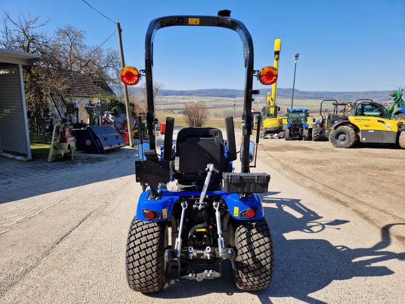 New Holland Boomer 25 C