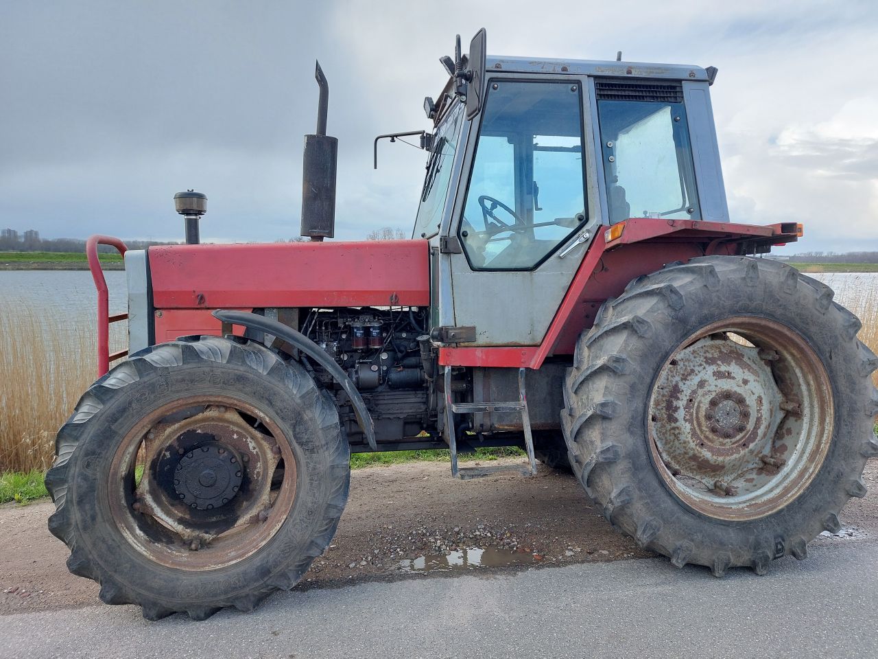 Massey Ferguson 699 4x4