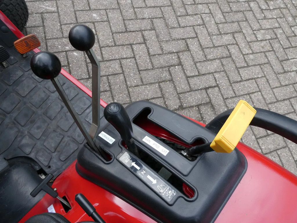 Shibaura SX-24 4wd HST / 01388 Draaiuren / Compleet met frontmaaidek