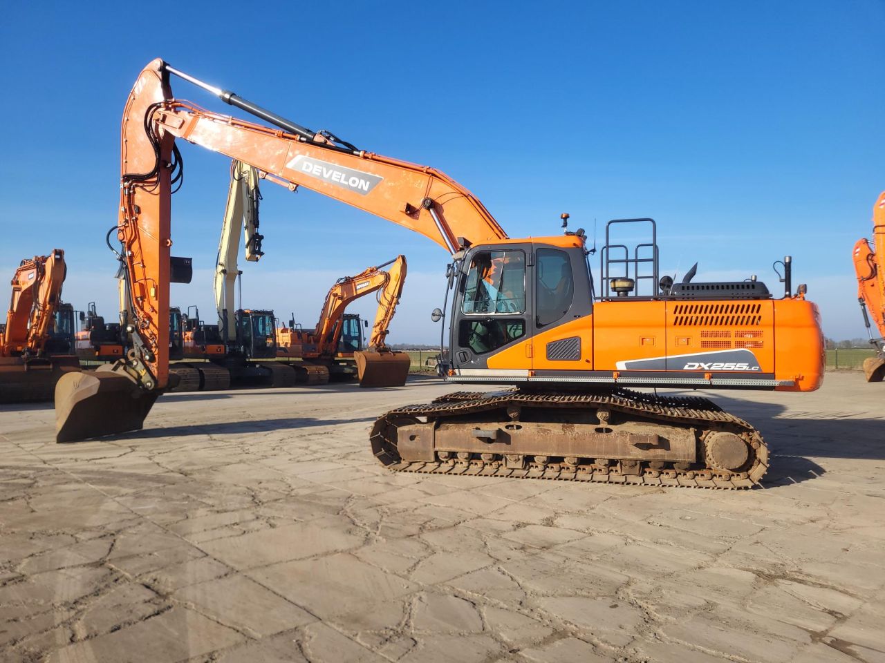 Doosan DX255LC-5