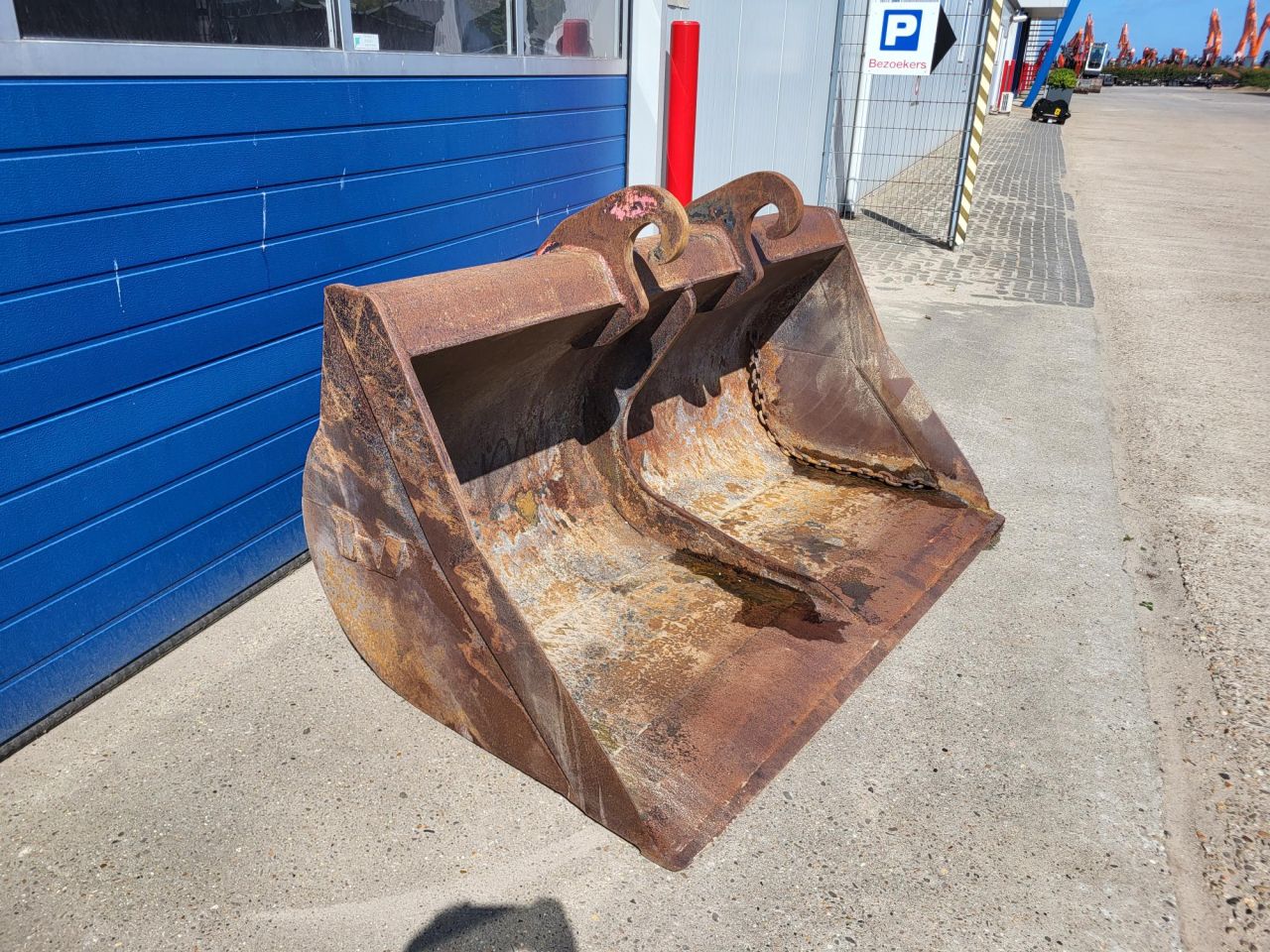 Brede graafbak gebruikt CW30/40