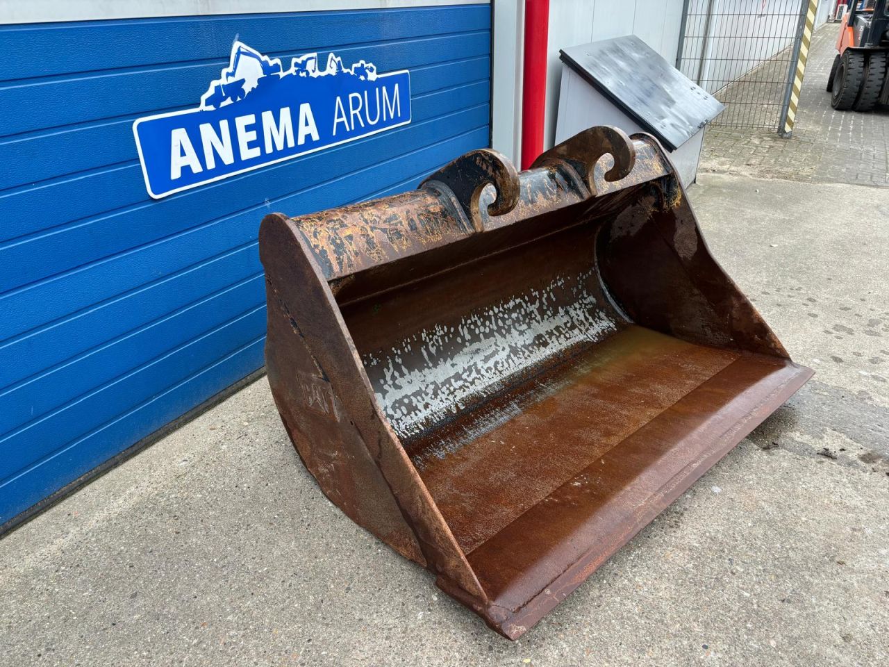 Brede graafbak gebruikt CW30/40