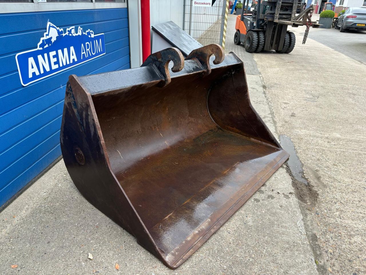 Brede graafbak gebruikt CW30/40