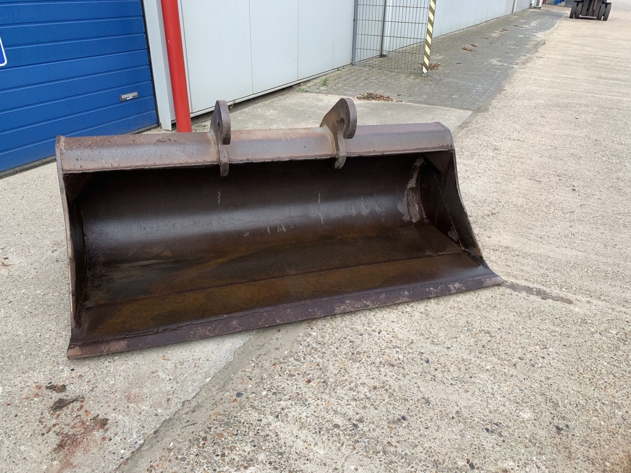 Brede graafbak gebruikt CW30/40