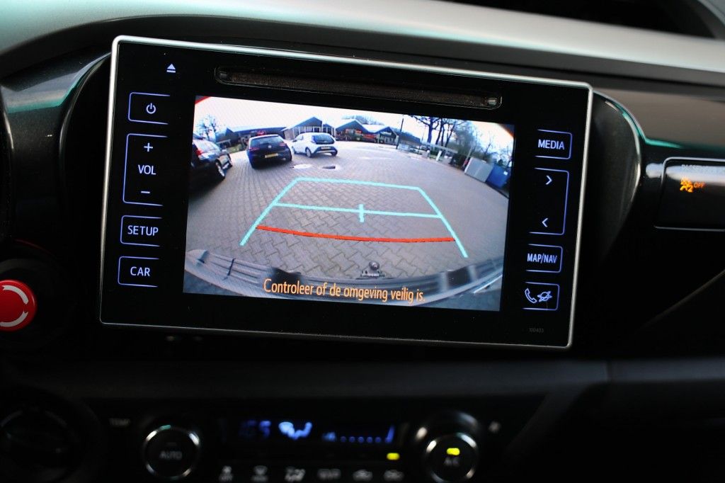 Toyota Hilux 2.4 D-4D DUBBEL CABIN PROFESSIONAL A/T 2 ZITS 4WD VAN