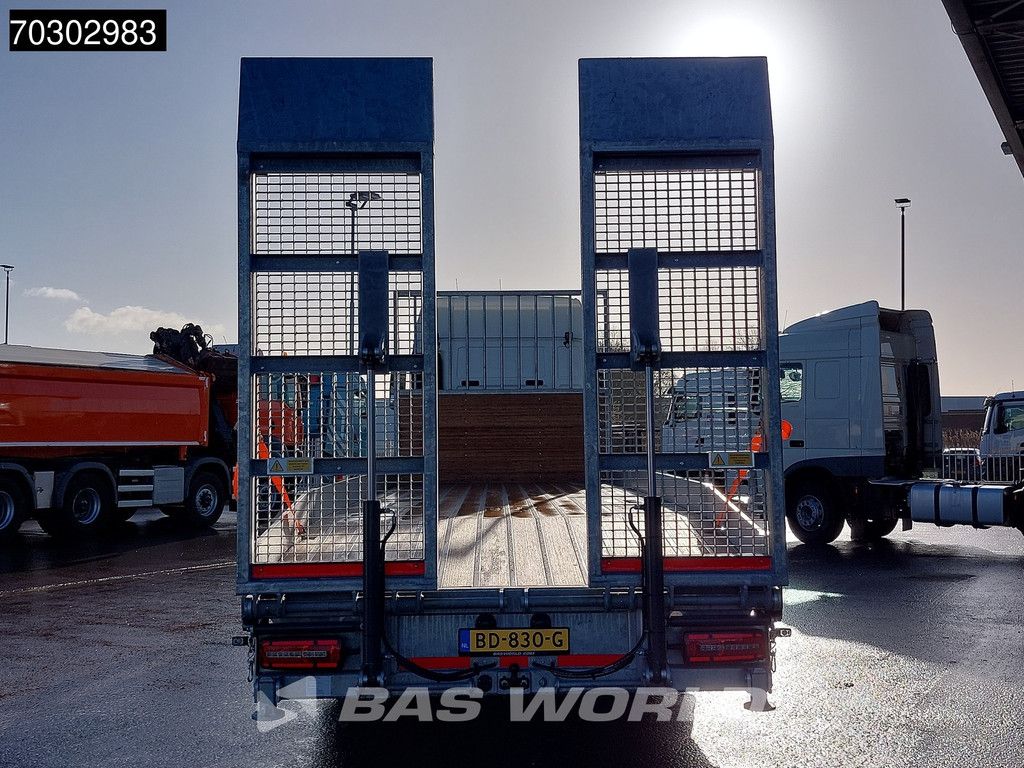 MAN TGS 35.520 8X2 NEW! Oprijwagen Machine transporter Hydraulic ramps Lift+Steering axle