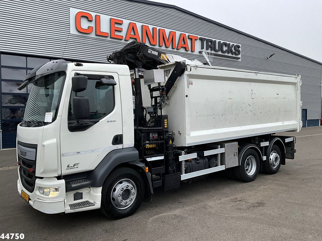 DAF FAN LF 220 Euro 6 Hiab 11 Tonmeter laadkraan Just 166.649 Km!
