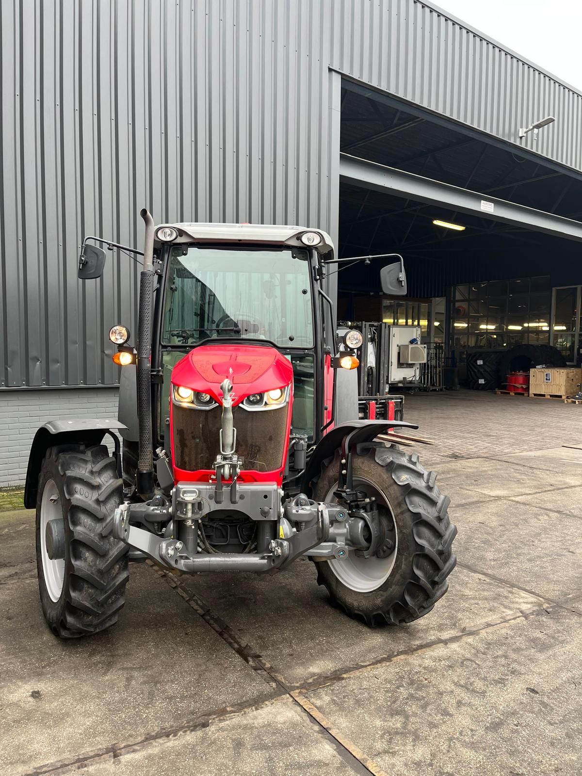 Massey Ferguson 3709 AL Efficient