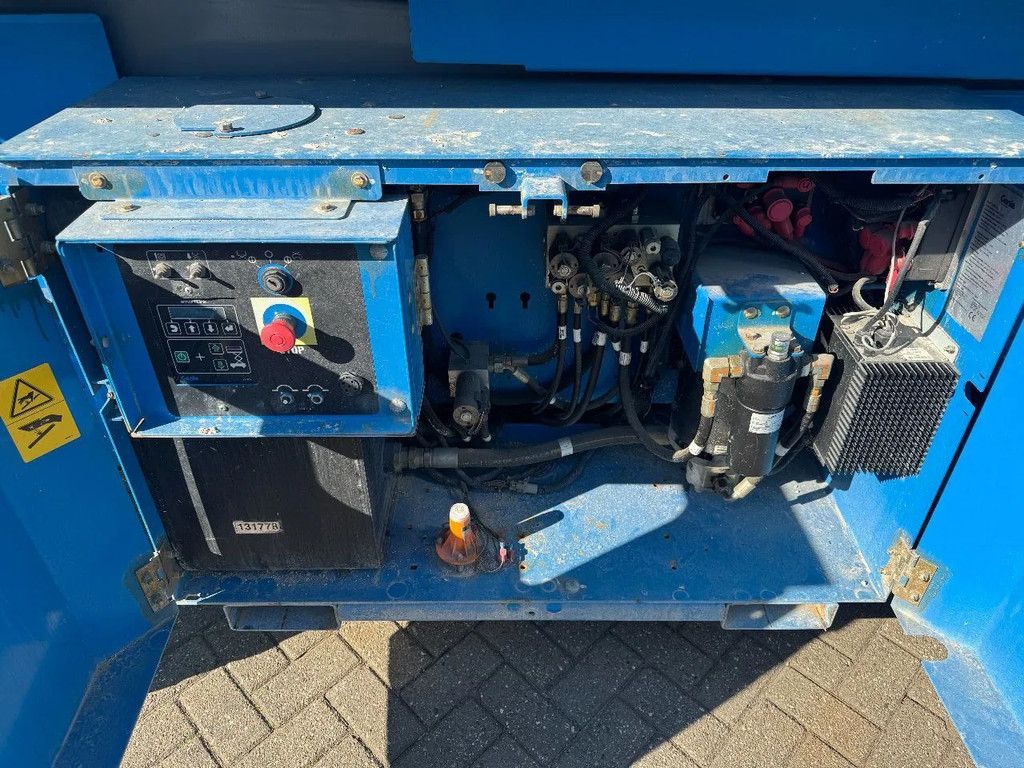 Genie GS2669DC Hoogwerker Schaarhoogwerker