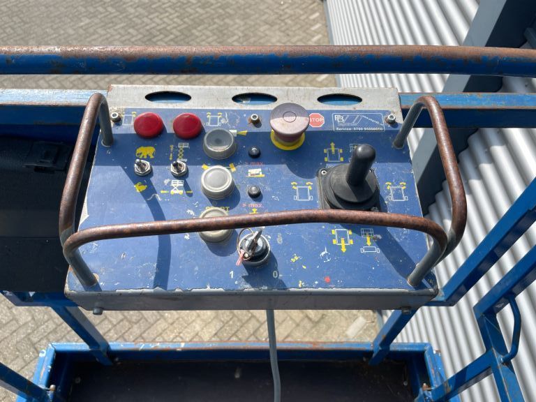 Liftlux PB Lift S171-12E hoogwerker Schaarhoogwerker