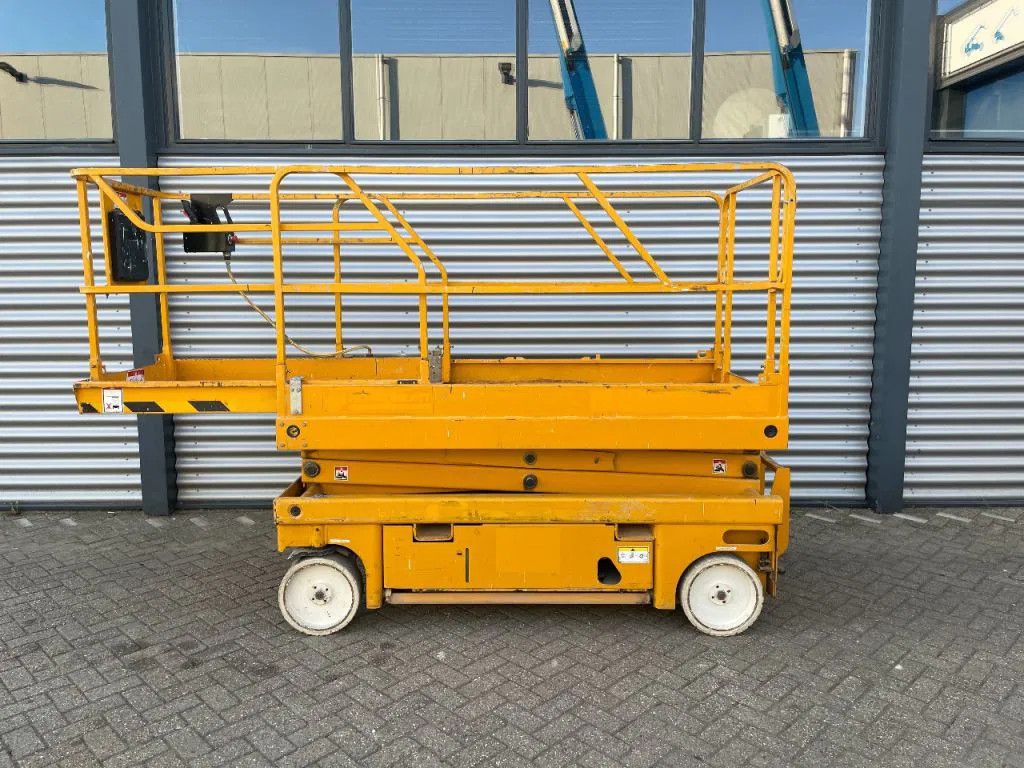 Haulotte Compact 8W Hoogwerker Schaarhoogwerker