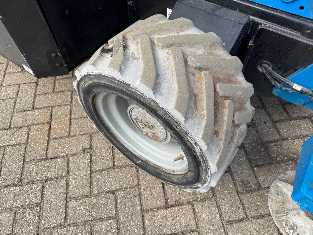 Genie GS4069DC Hoogwerker Schaarhoogwerker