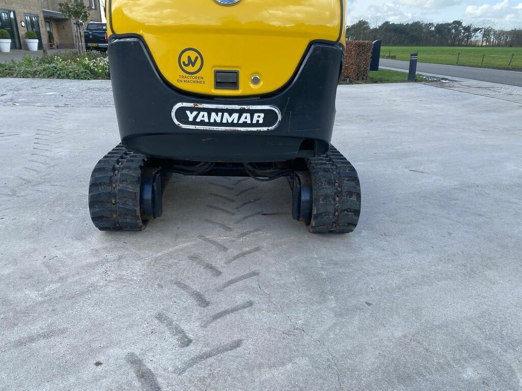 Yanmar sv18 minigraver