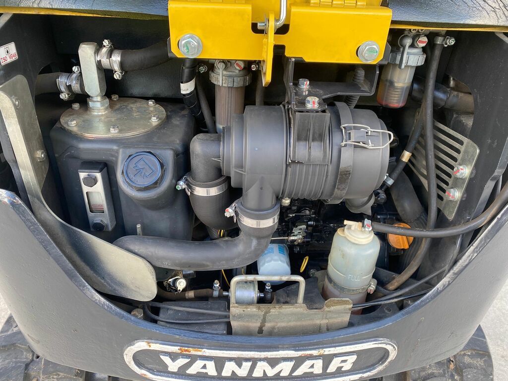 Yanmar sv18 minigraver