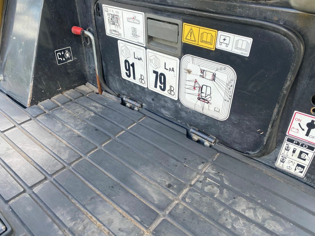 Yanmar sv18 minigraver