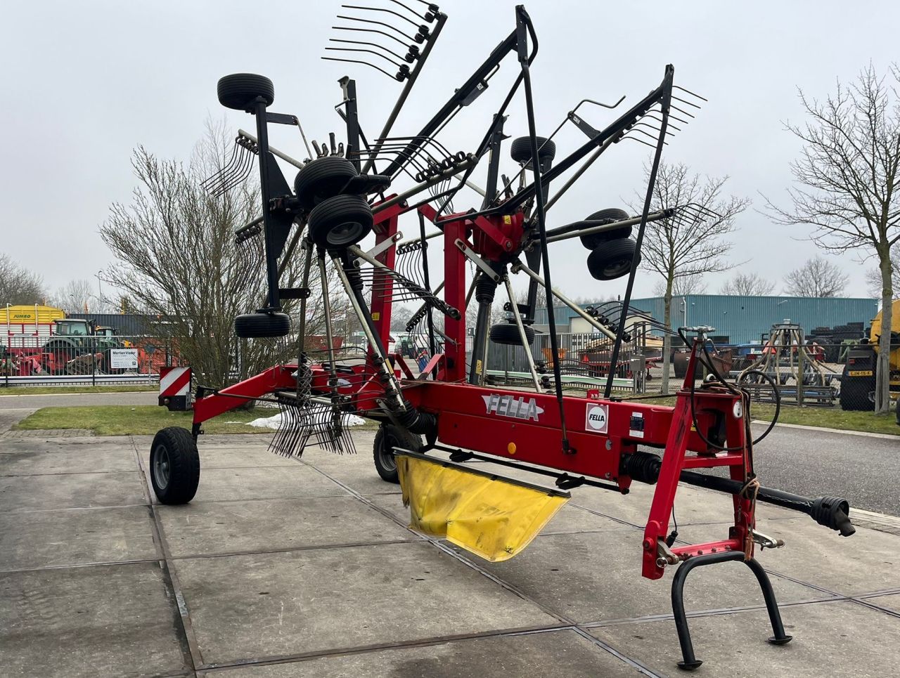 Fella TS 880 zwadhark