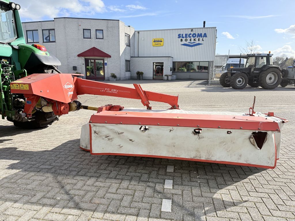 Kuhn FC283 Schijvenmaaier met kneuzer