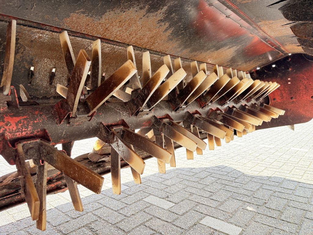 Kuhn FC283 Schijvenmaaier met kneuzer