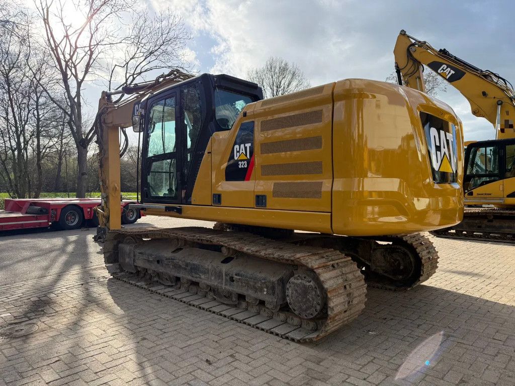 Caterpillar 323 Next Gen