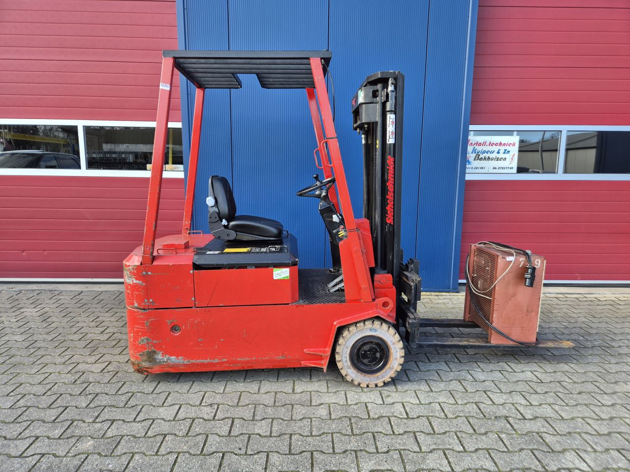 SICHELSCHMIDT M716 HEFTRUCK 1.6 TONS TRIPLOMAST EN FREELIFT