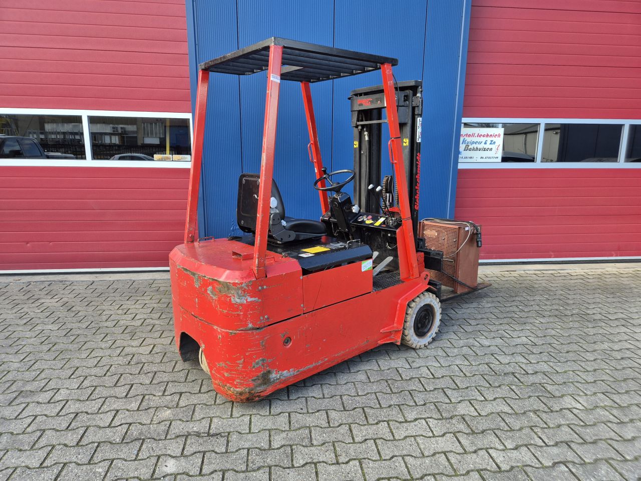 SICHELSCHMIDT M716 HEFTRUCK 1.6 TONS TRIPLOMAST EN FREELIFT