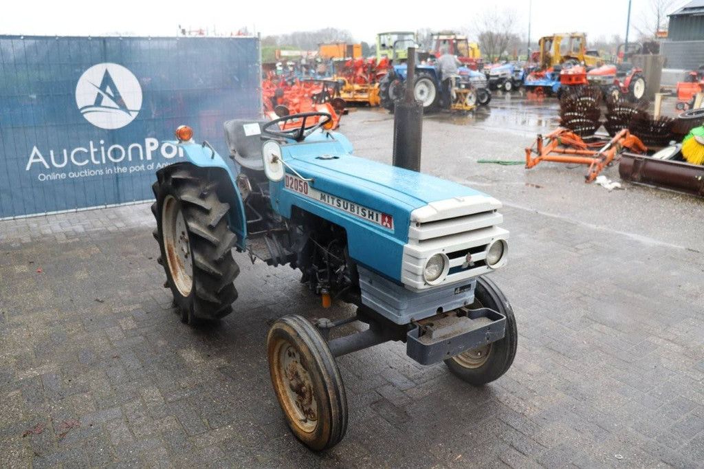 Kleintraktor Mitsubishi D2050 Diesel 20 PS