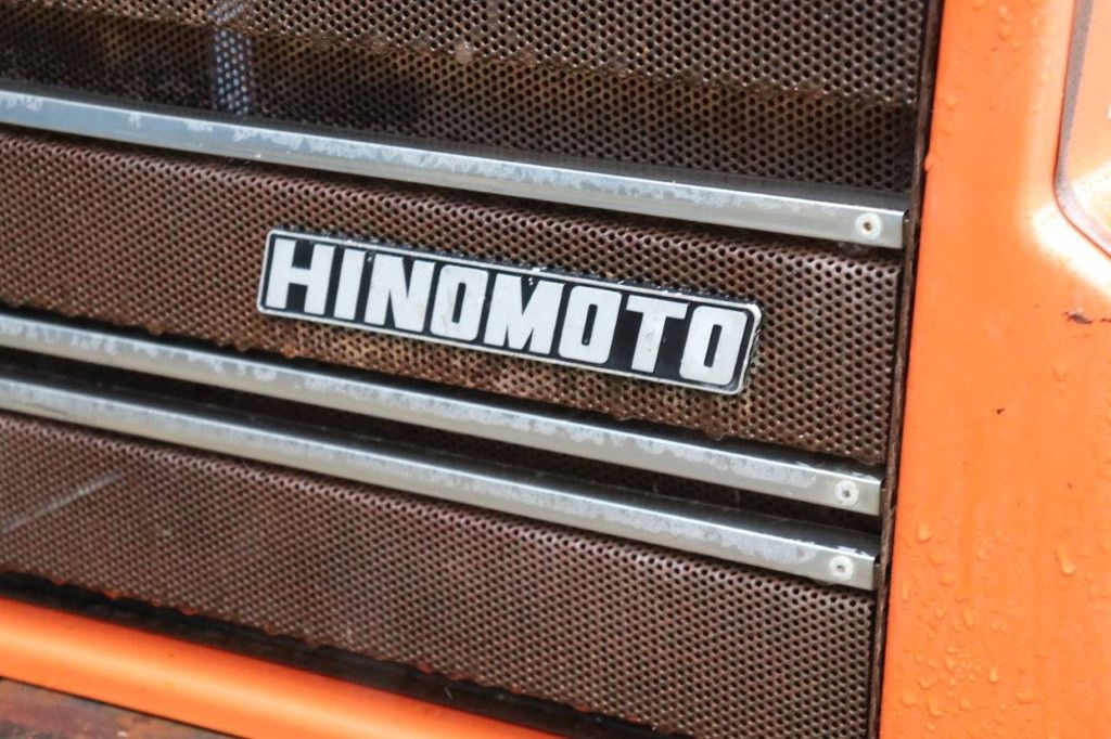 Kleintraktor Hinomoto E1804 Diesel 18 PS