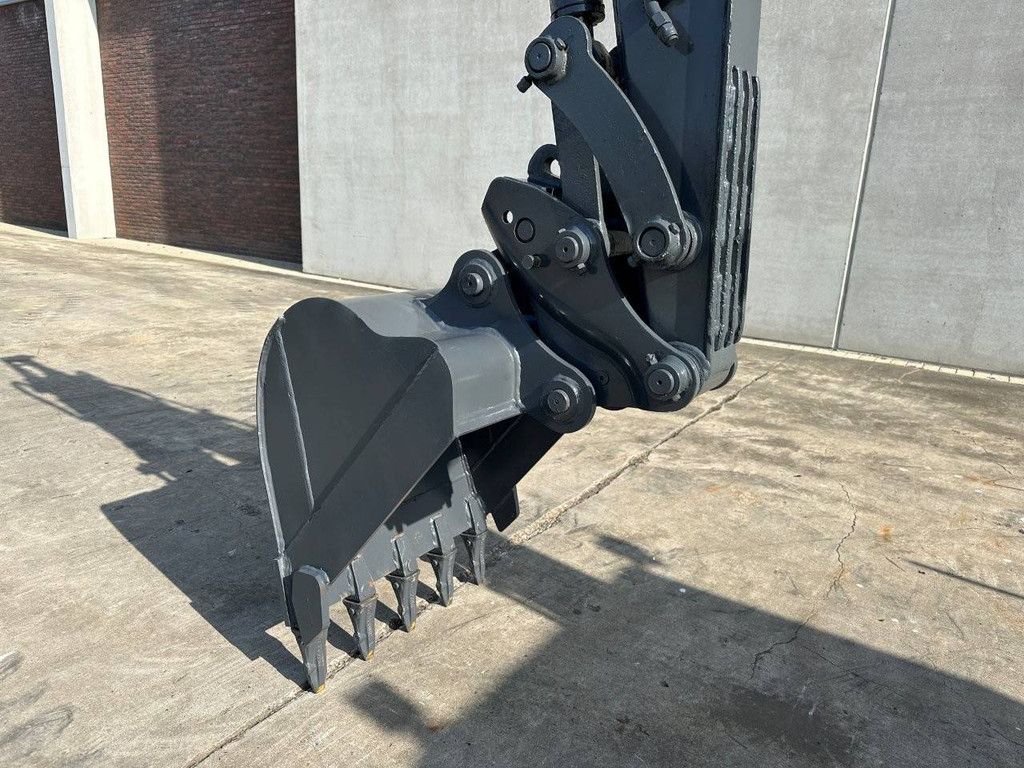 Midi excavator Volvo EC60C Diesel 2011