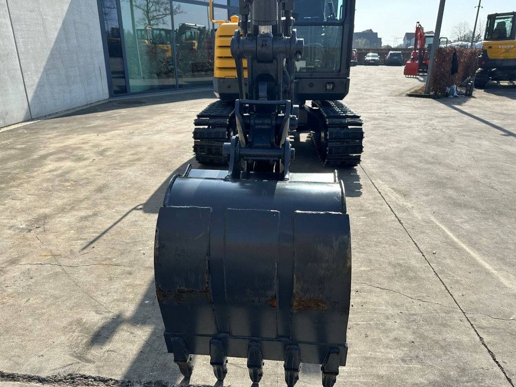 Midi excavator Volvo EC60C Diesel 2011