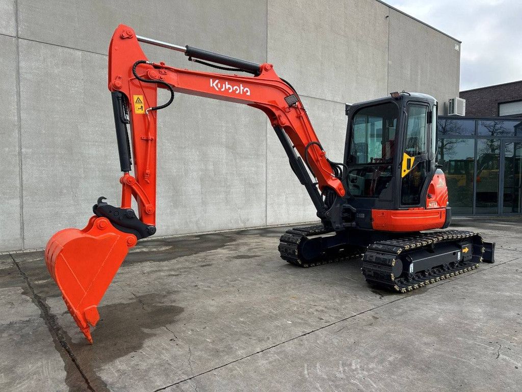 Midi excavator Kubota KX155-3SZ Diesel 2012