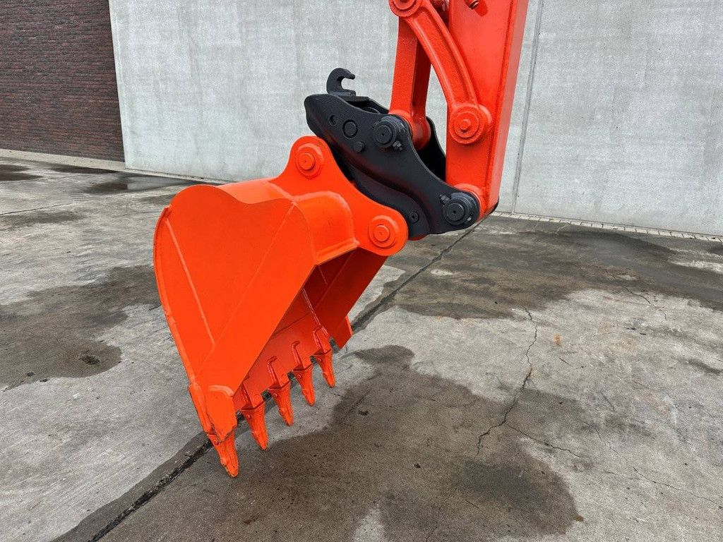 Midi excavator Kubota KX155-3SZ Diesel 2012