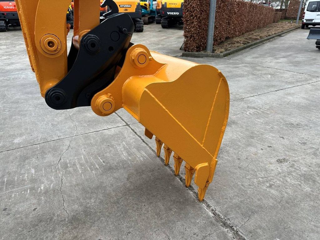 Hyundai R60VS Diesel-Midi-Bagger, Baujahr 2015