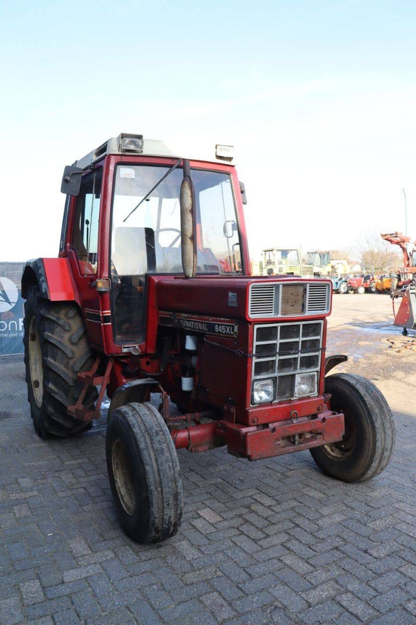 Tractor International 845 XL Diesel 60kW 1982 (Margin)