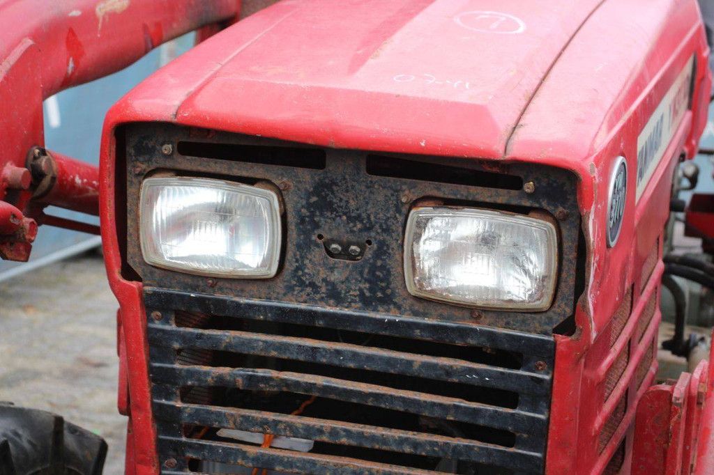 Yanmar YM3110D Mini-Traktor Diesel 37 PS mit Frontlader