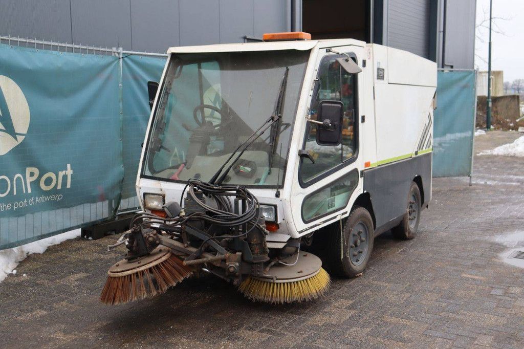 Tennant A60 Diesel-Kehrmaschine 2006