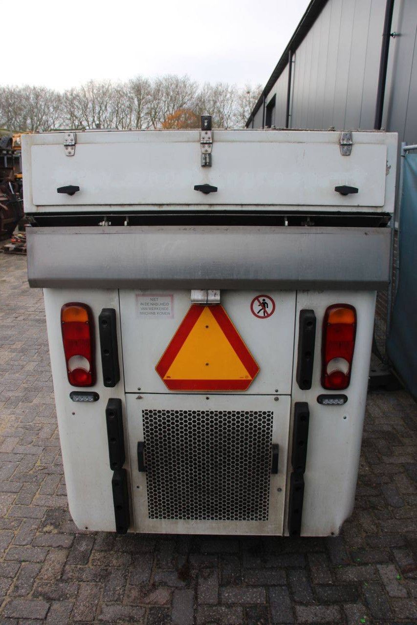 Kehrmaschine HMF 214 Diesel 2007